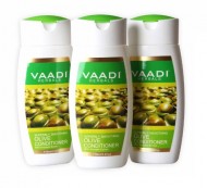 Silky Smooth Conditioner – Olive Oil Conditioner with Avocado Extract – Herbal Conditioner – Sulfate Free – Scalp Therapy – Moisture Therapy – ALL Natural – Each 3.7 Ounces – Value Pack of 3 X 110ml (11.16 Ounces) – Vaadi Herbals